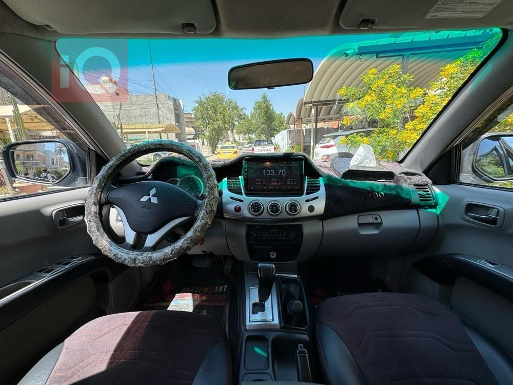 Mitsubishi L200